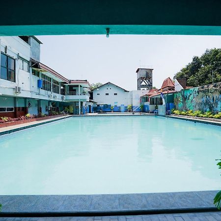 Oyo 1652 Hotel Tampiarto Probolinggo Dış mekan fotoğraf